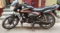 Black Honda Shine 125 Disc