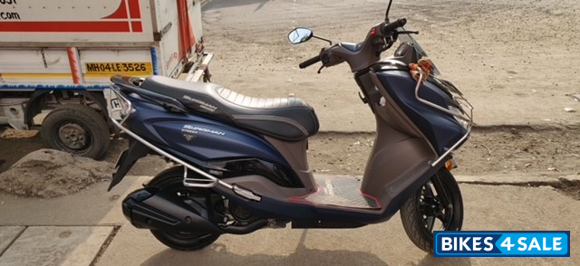 Stellar Mat Blue Suzuki Burgman Street Bluetooth Enabled Stellar Mat Blue Suzuki Burgman Street Bluetooth Enabled