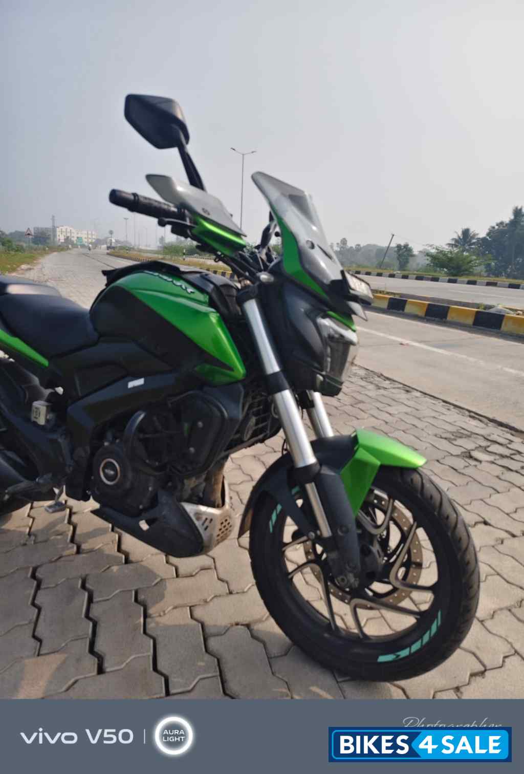 Aurora Green Bajaj Dominar 400 ABS BS6