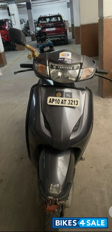 Grey Honda Activa