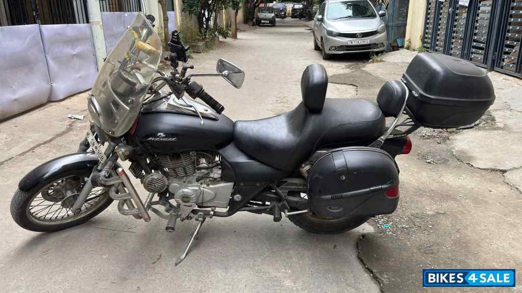 Bajaj Avenger Cruise 220
