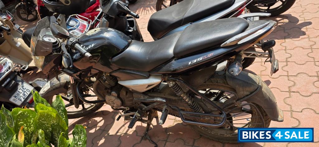 Bajaj Pulsar 135LS