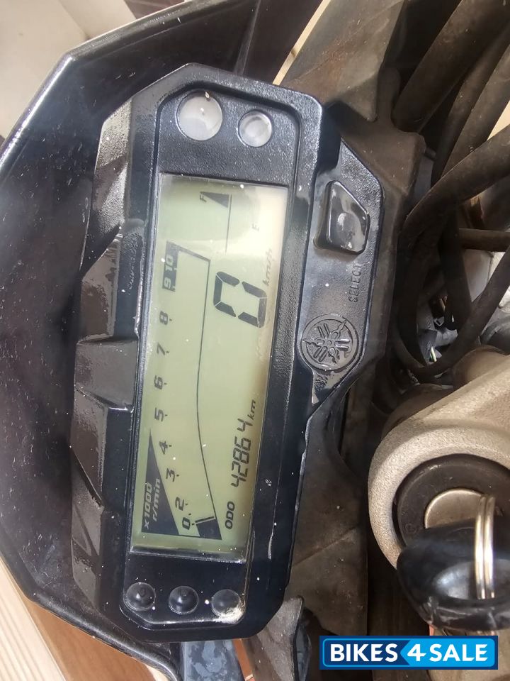 Mbl 2 Yamaha FZ FI V2