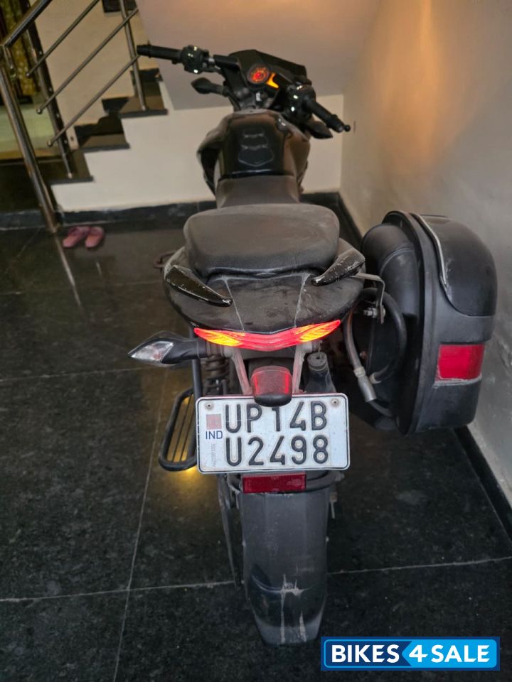 Black Bajaj Pulsar 135LS