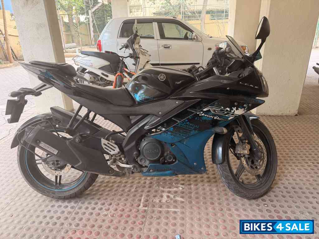Yamaha YZF R15 V2