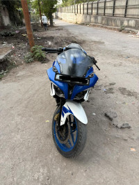 Bajaj Pulsar RS 200 ABS