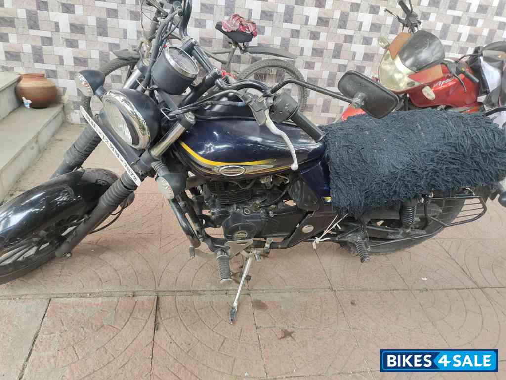 Bajaj Avenger Street 150