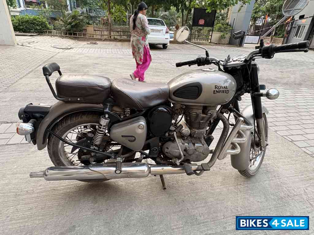 Royal Enfield Classic Gunmetal Grey