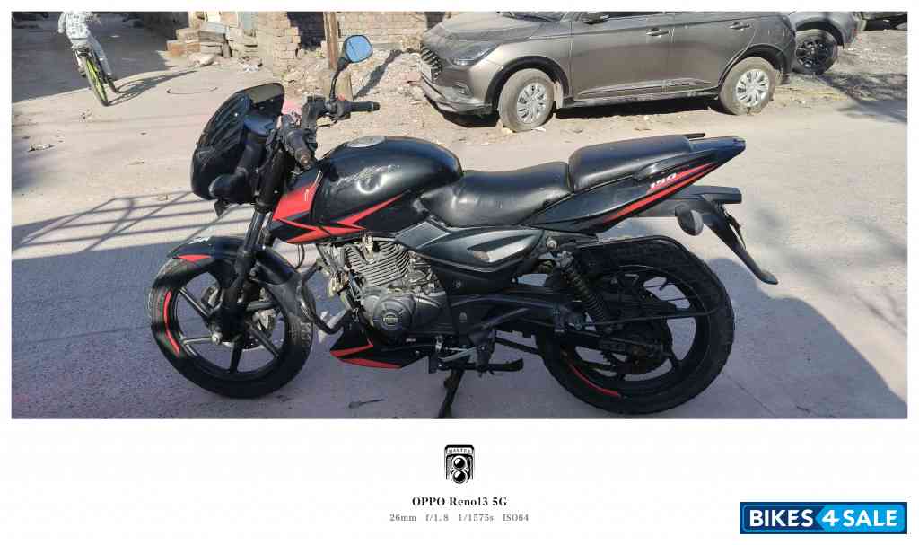 Bajaj Pulsar 150 Twin Disc