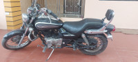 Black Bajaj Avenger Cruise 220