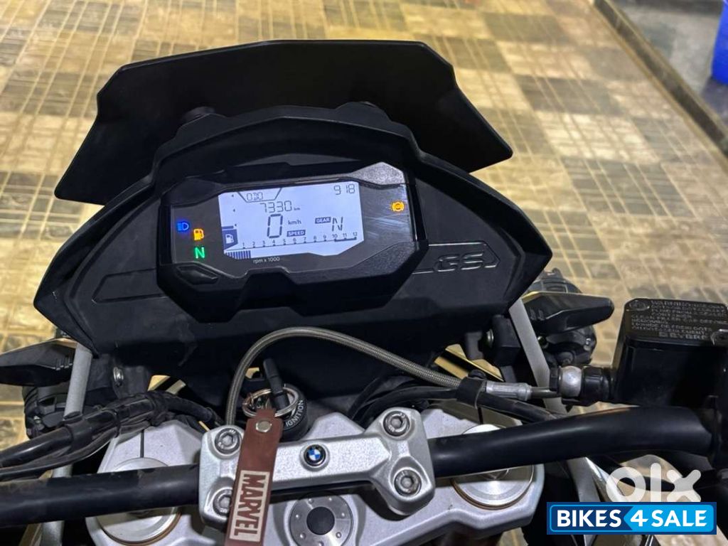 Kathmandu Golden Colour BMW G 310 GS