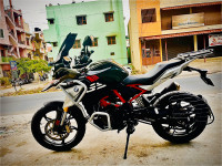 Kathmandu Golden Colour BMW G 310 GS