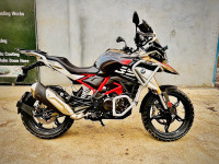 Kathmandu Golden Colour BMW G 310 GS