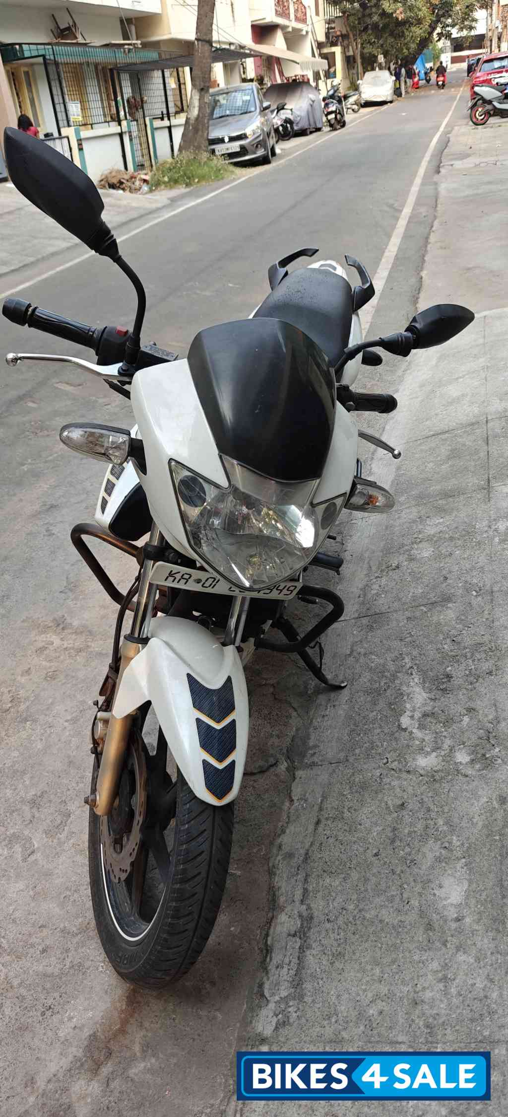 TVS Apache RTR 180 ABS