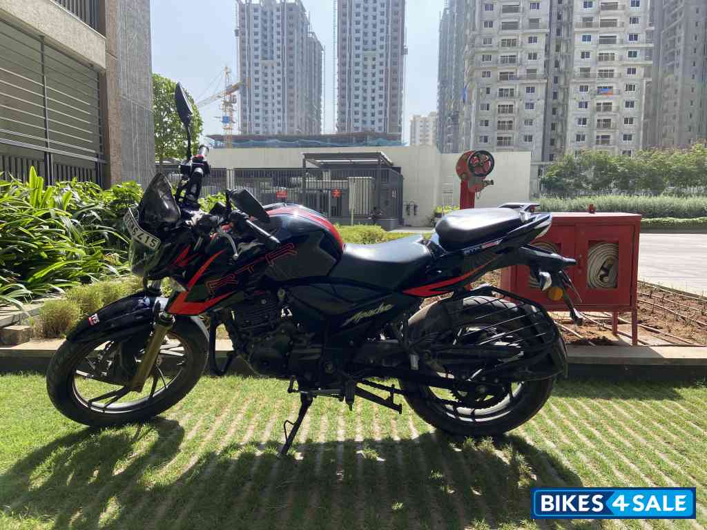 TVS Apache RTR 200 4V