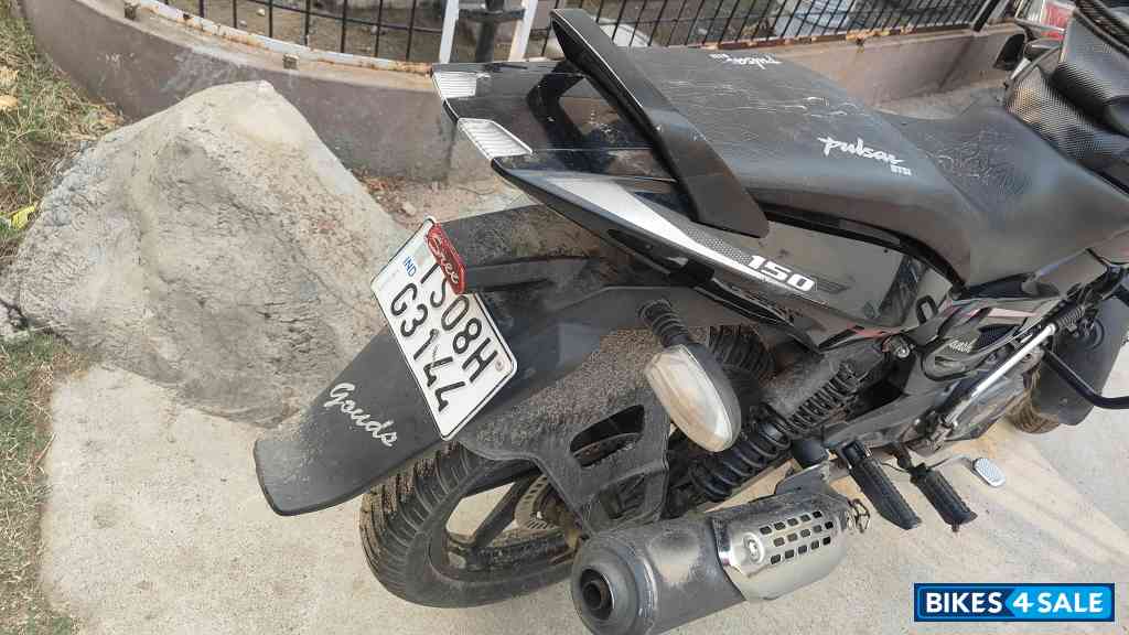 Bajaj Pulsar 150 BS6