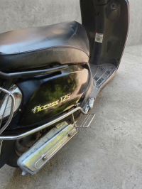 Black Suzuki Access 125