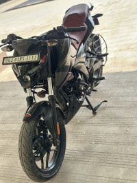 Black Bajaj Pulsar N160