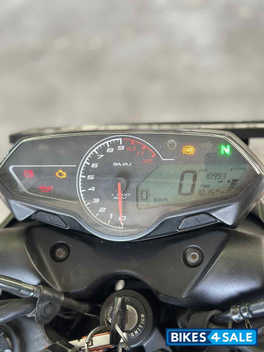 Black Bajaj Pulsar N160