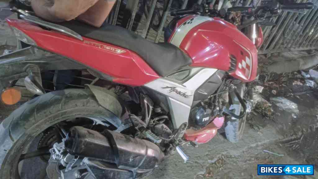 Red TVS Apache RTR 160 4V BS6 Red TVS Apache RTR 160 4V BS6