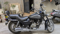 Black Bajaj Avenger Cruise 220