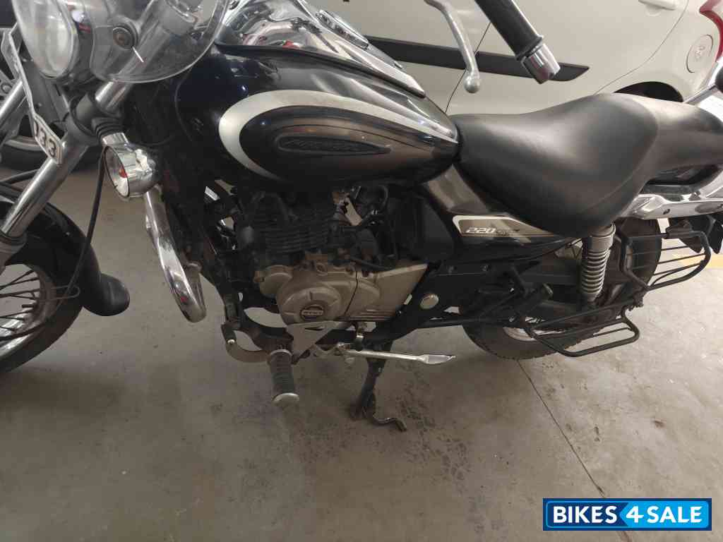 Bajaj Avenger Cruise 220