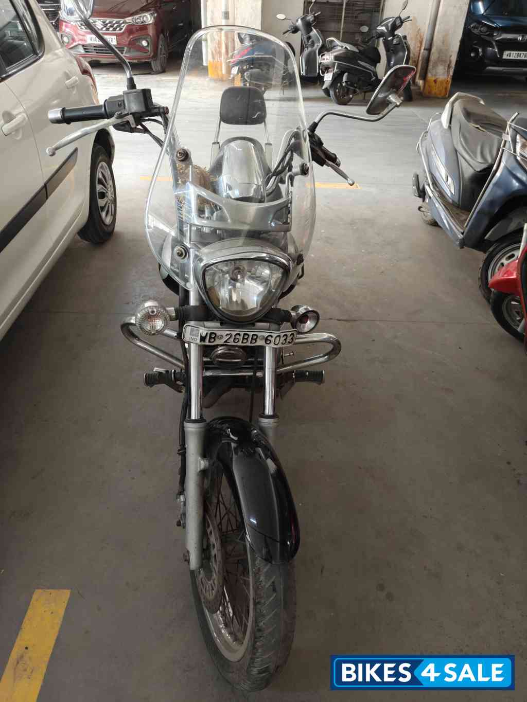 Bajaj Avenger Cruise 220