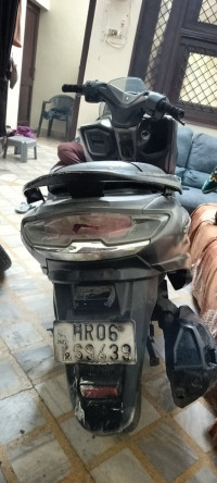 Suzuki Burgman Street