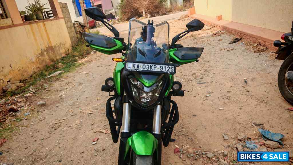 Green Bajaj Dominar 400 ABS BS6