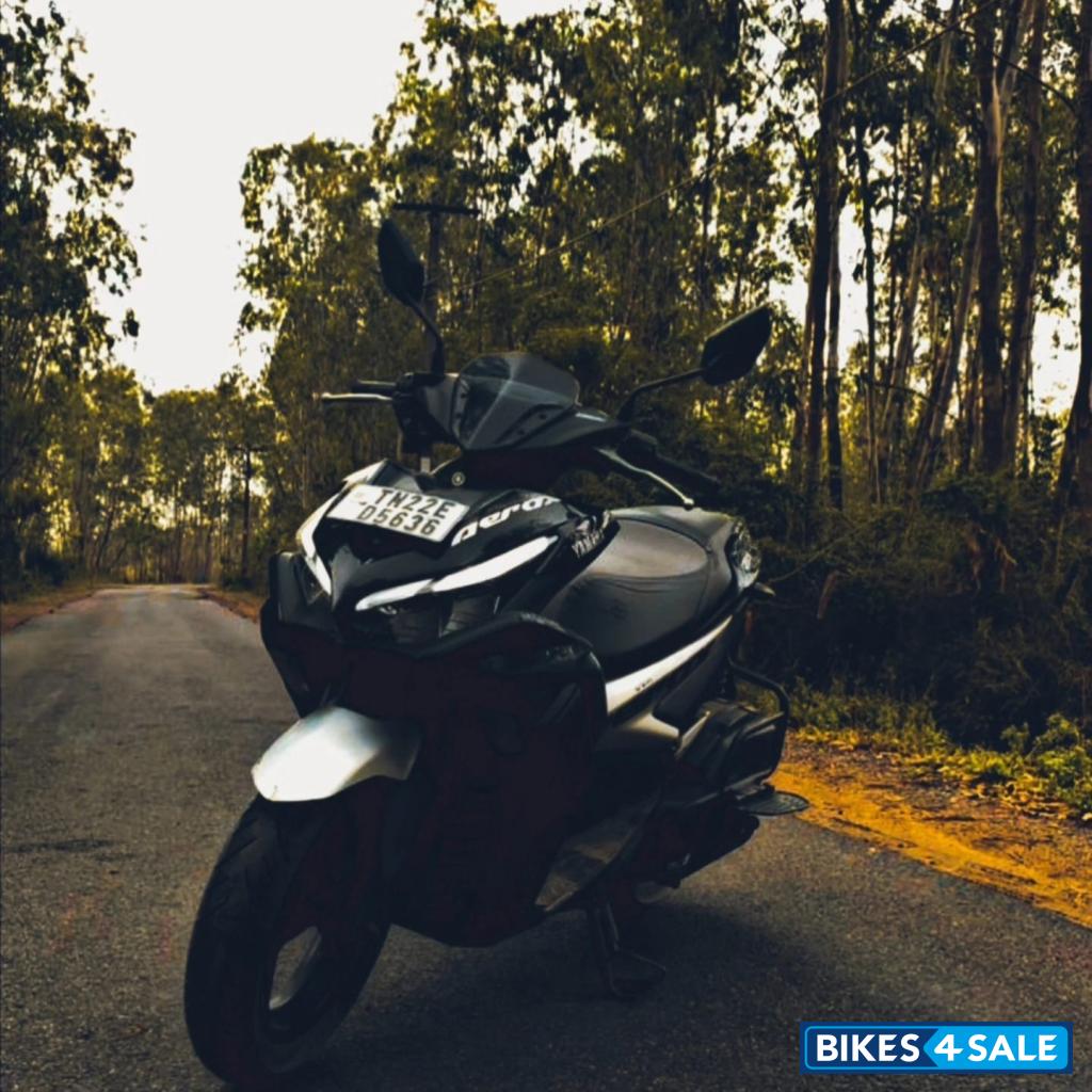Black Metallic Yamaha Aerox 155