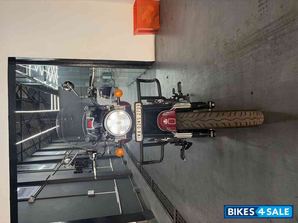 Celestial Red Royal Enfield Super Meteor 650