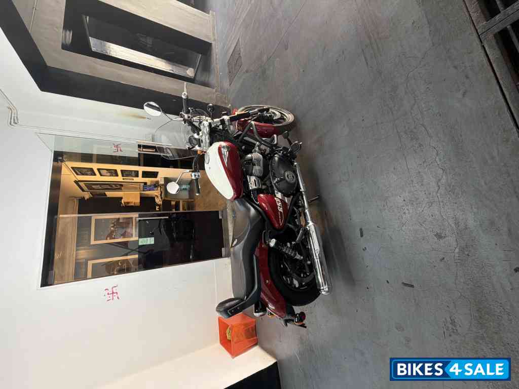 Celestial Red Royal Enfield Super Meteor 650