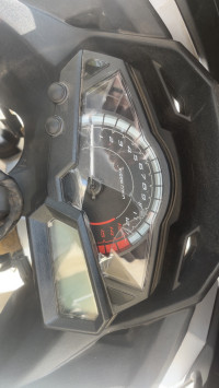 White Kawasaki Ninja 300R