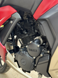 Red Yamaha Fazer 25