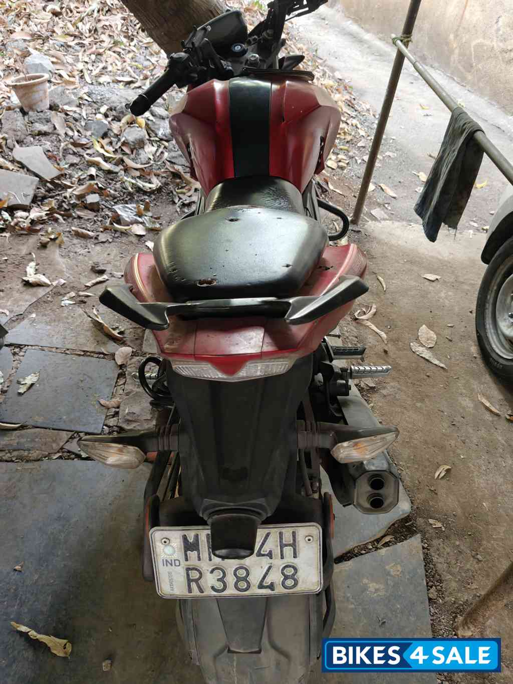 TVS Apache RTR 200 4V TVS Apache RTR 200 4V