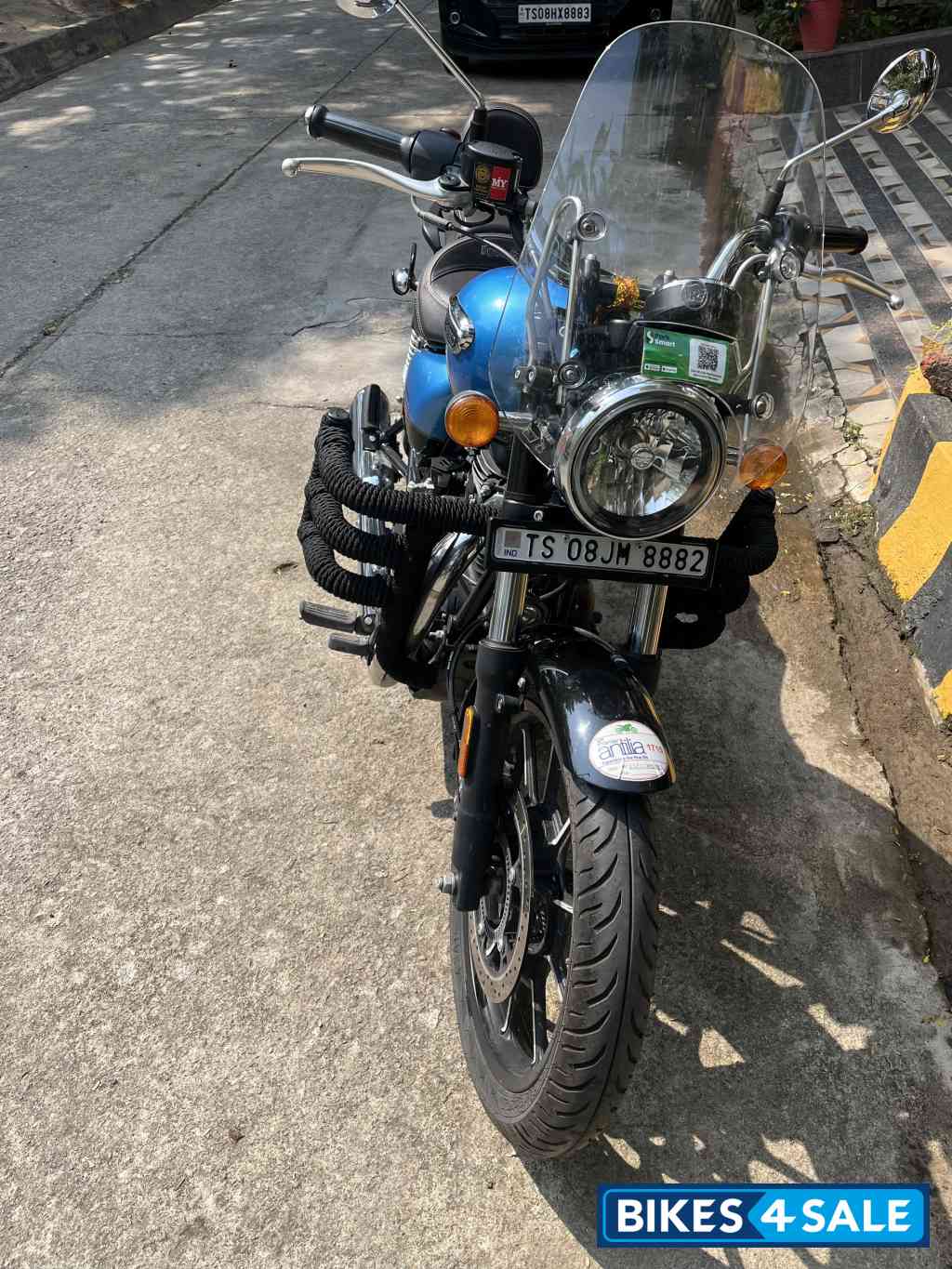 Royal Enfield Meteor 350 Supernova