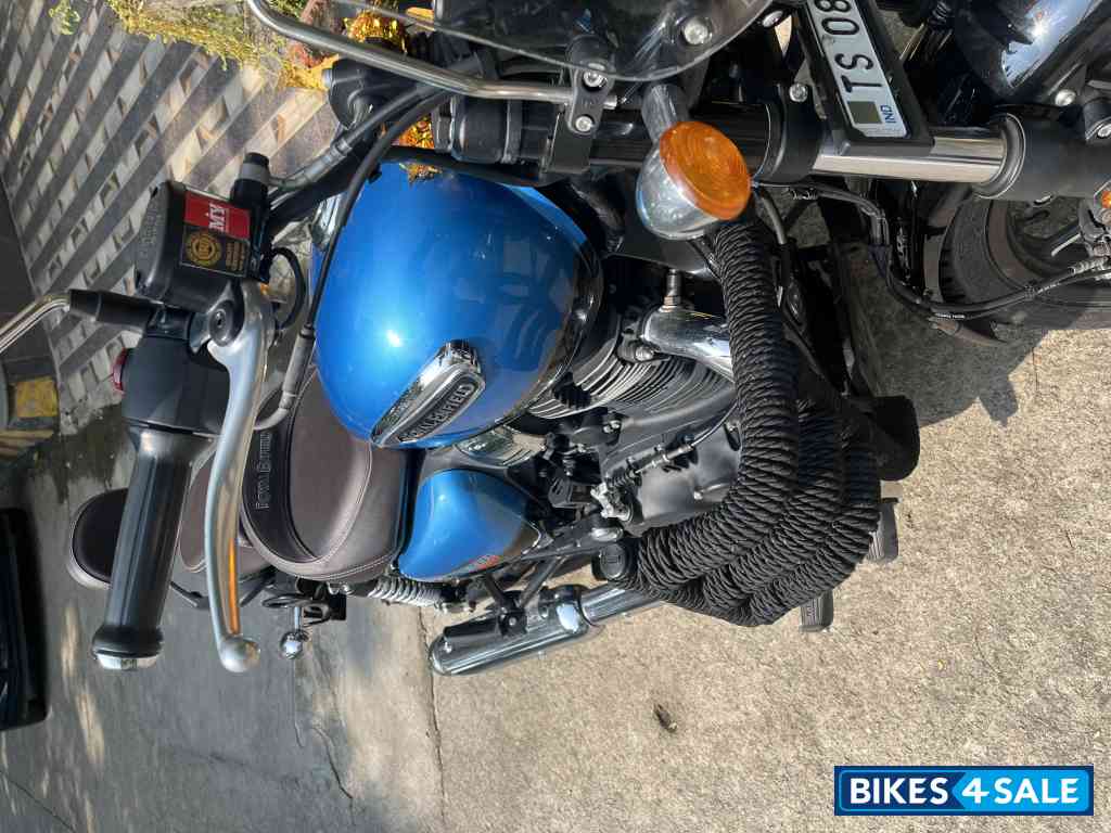 Royal Enfield Meteor 350 Supernova