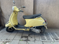 Vespa 125 2012 Model