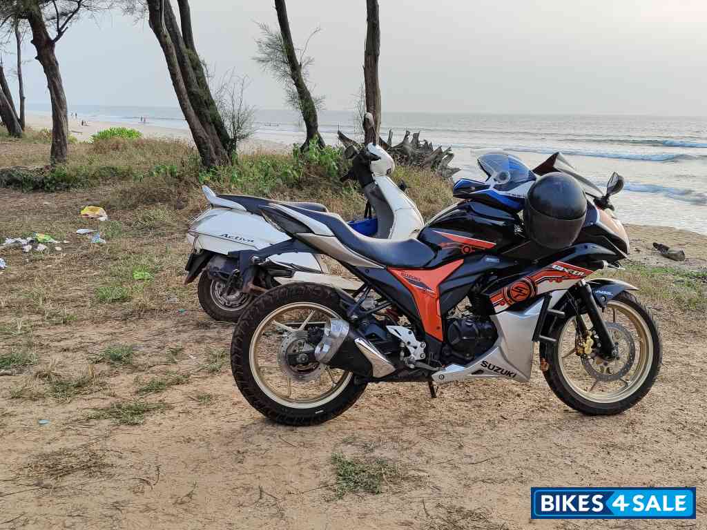Suzuki Gixxer SF Fi