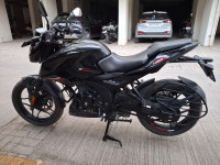 Black Bajaj Pulsar N160 Dual Channel ABS