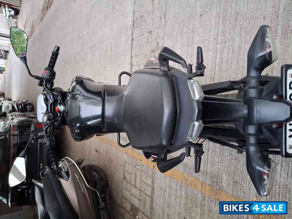 Black Bajaj Pulsar N160 Dual Channel ABS