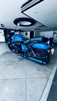 Royal Enfield Shotgun 650