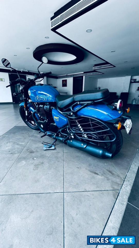 Royal Enfield Shotgun 650