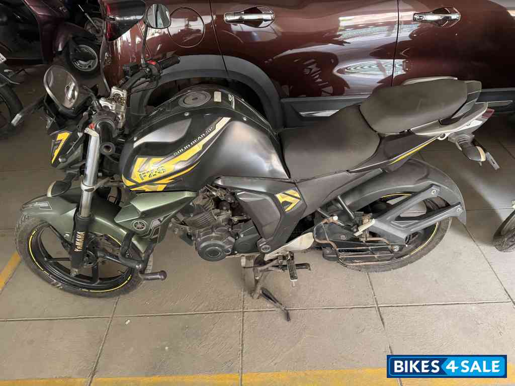 Yamaha FZ-S FI V2