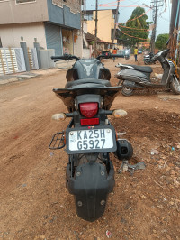 Black Yamaha FZ