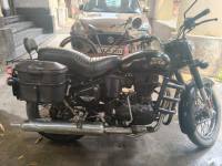 Black Royal Enfield Bullet Standard 350