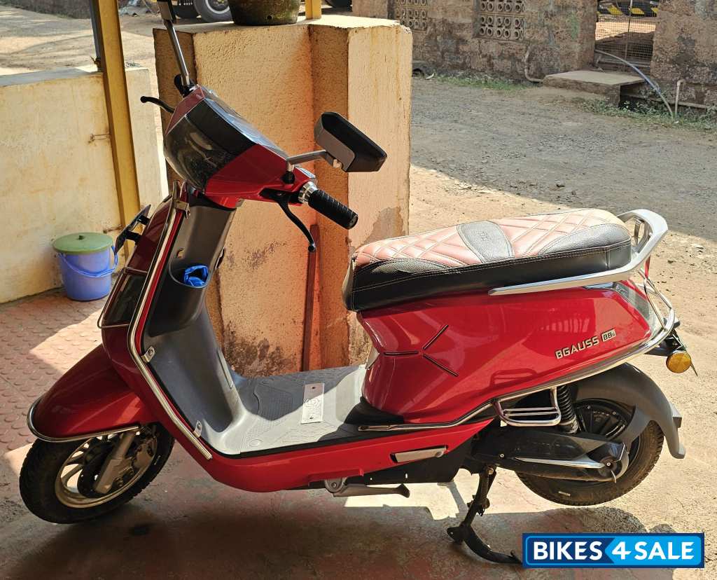 Silk Red BGauss B8 Lithium Ion