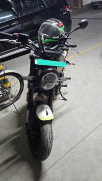 Benelli Leoncino 250