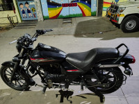 Black Bajaj Avenger Street 220