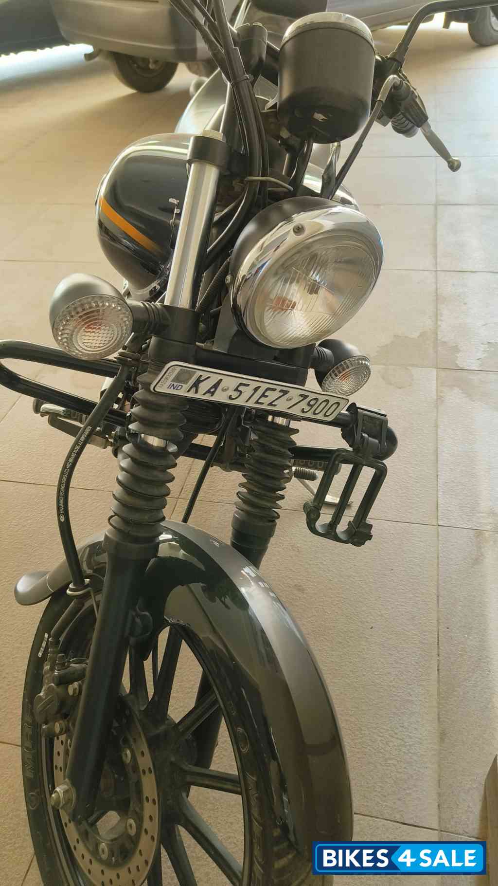 Bajaj Avenger Street 150